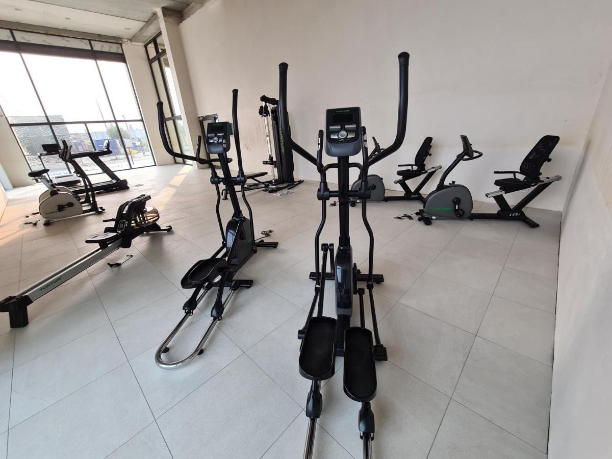 Central Park Tower Sea View Residence With Pool And Gym Οστένδη Εξωτερικό φωτογραφία
